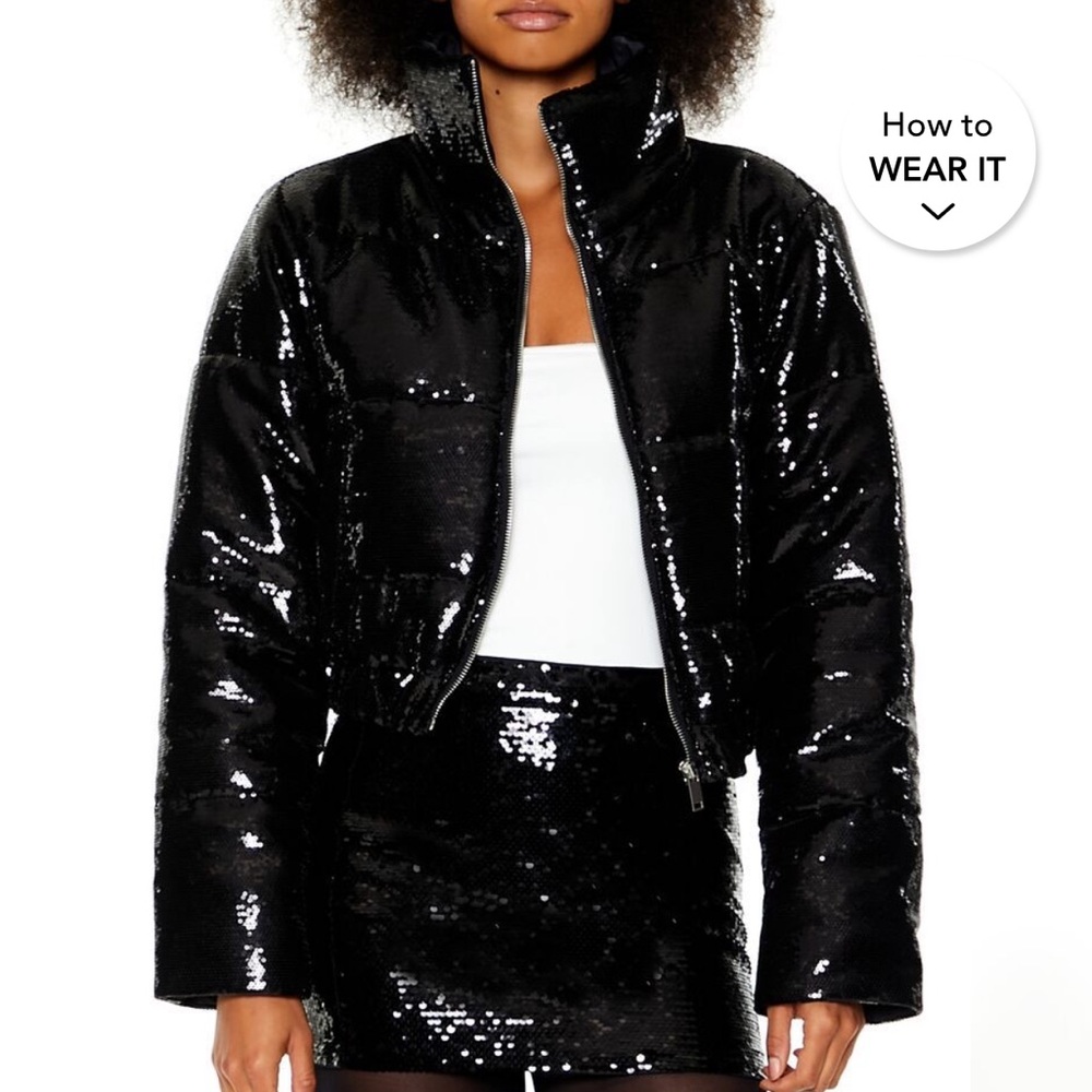 NWT Black Allover Sequence Embellishments Crop Puffer Jacket, Juniors Medium